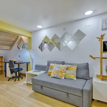 Charming Old Town Appartement *